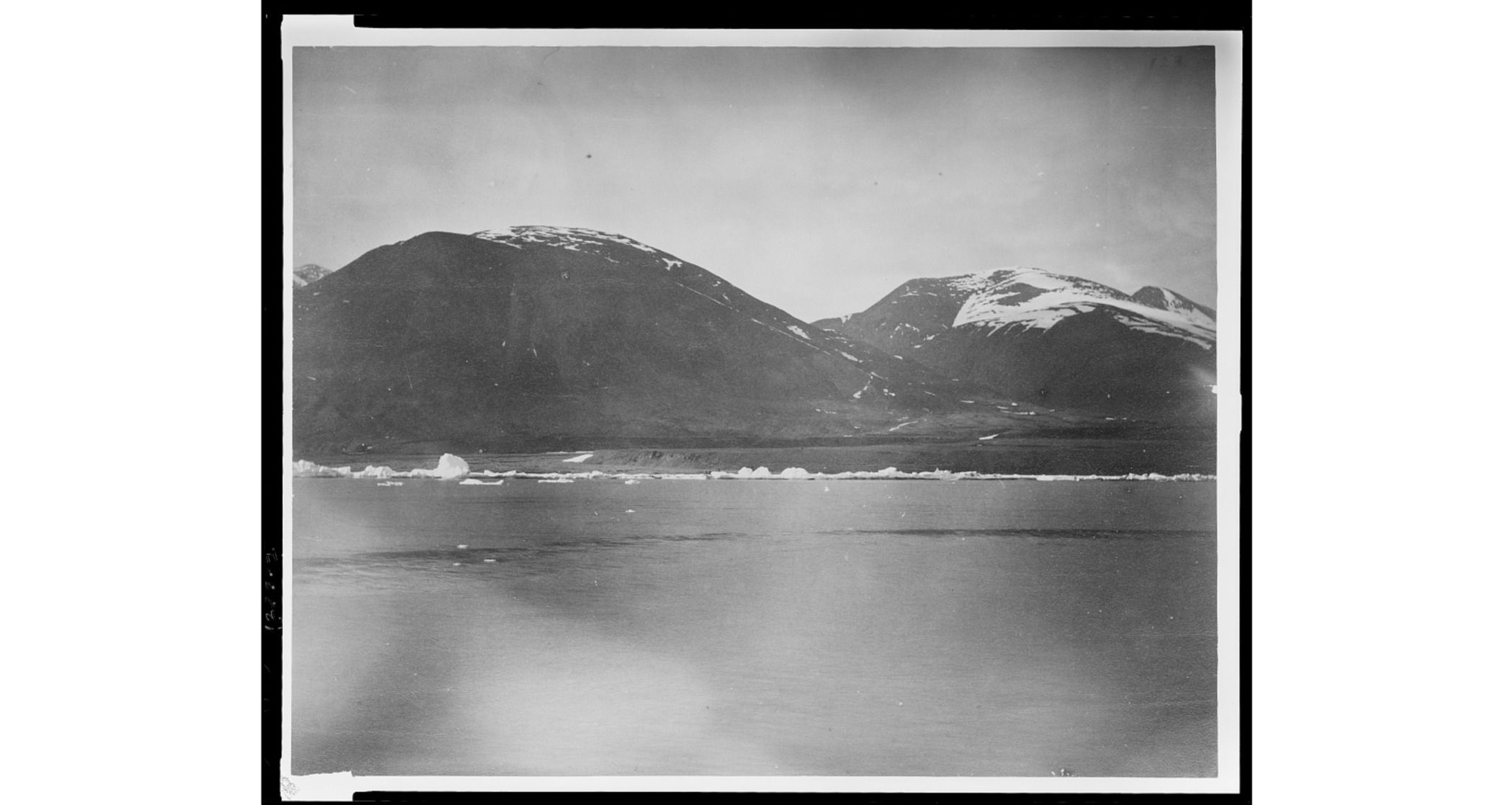 Carl Ritter Bay (north side)